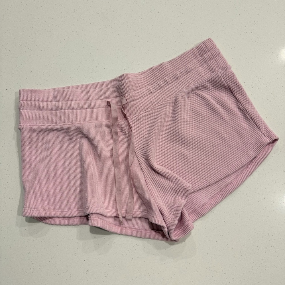 Hollister Women's Pink Sleepwear Set - Picture 4 of 5